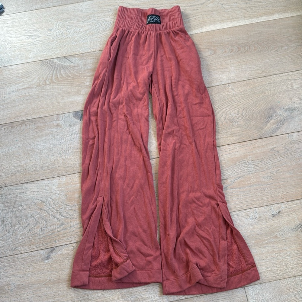 LIKE NEW Tiger Friday sweat flowy dance pants with Side slits and pockets.